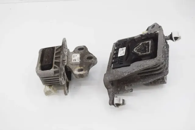 Right Side Engine Mount