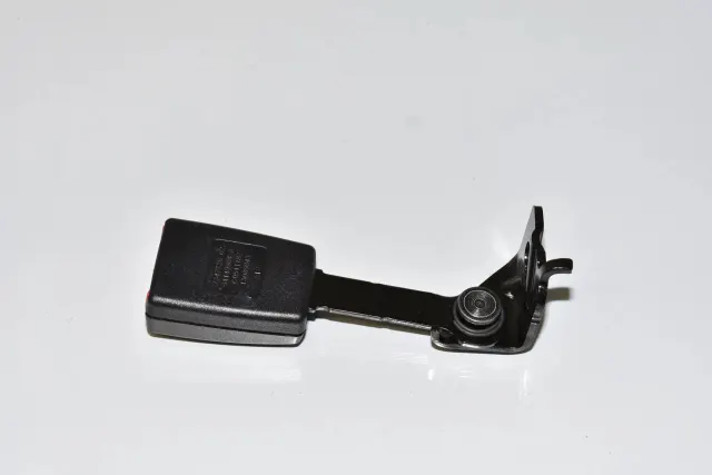 Rear Right Seat Buckle