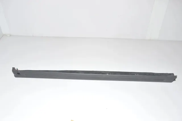 Right Side Plastic Sideskirt Cover
