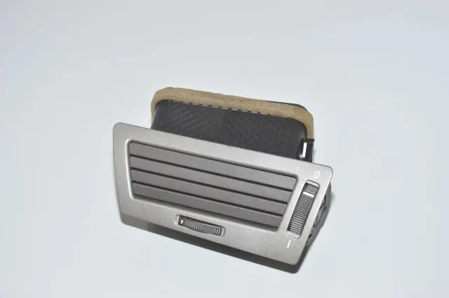 Dashboard Air Vents