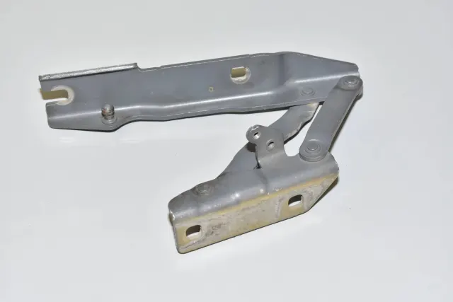 Front Right Bonnet Hinge
