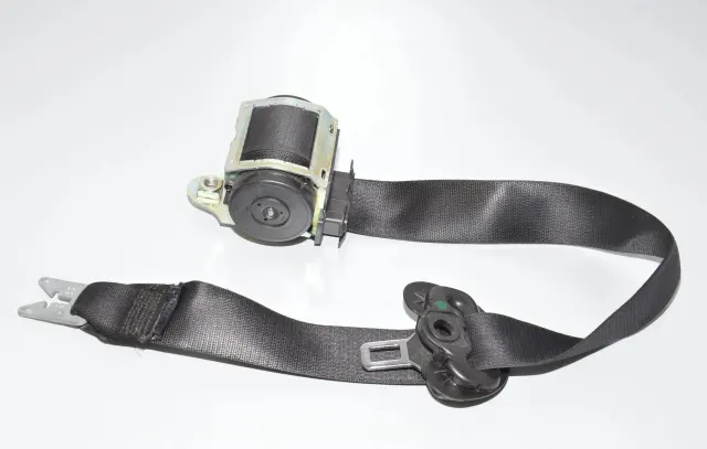 Front Left Seatbelt