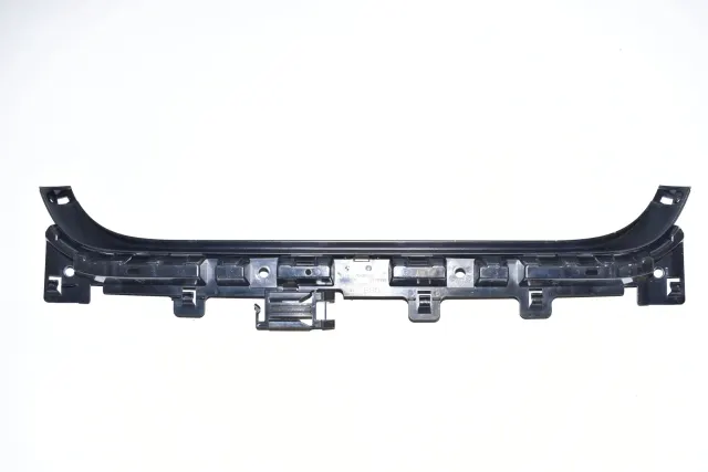 Rear Bumper Middle Bracket
