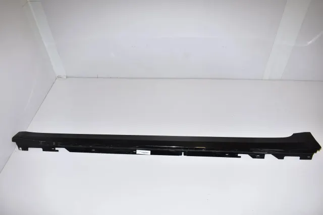 Left Side Plastic Sideskirt Cover