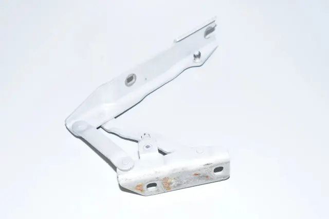 Front Left Bonnet Hinge