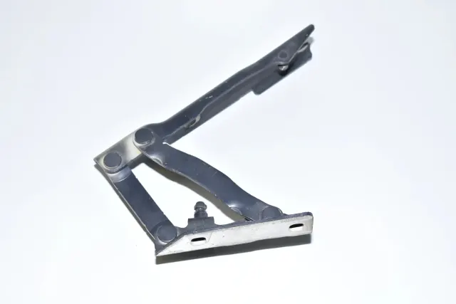 Front Right Bonnet Hinge