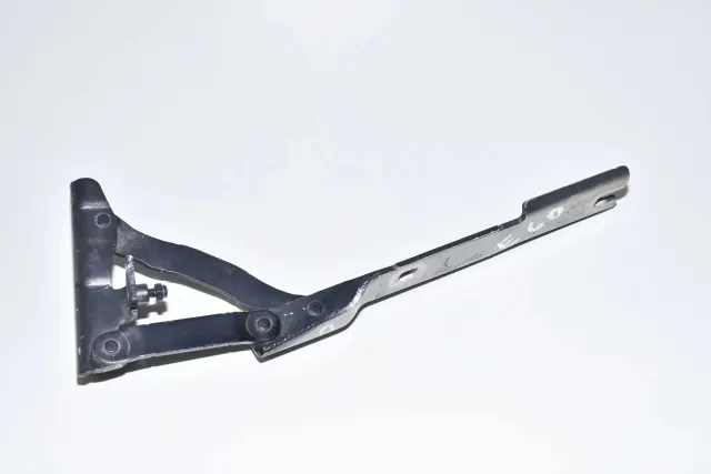 Front Right Bonnet Hinge
