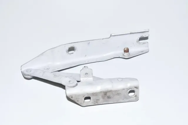 Front Left Bonnet Hinge