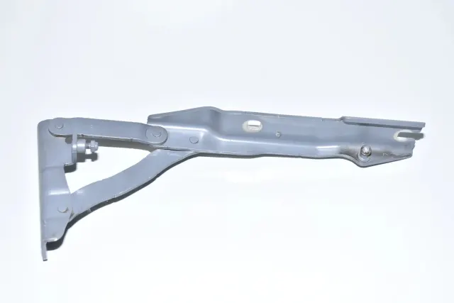 Front Left Bonnet Hinge