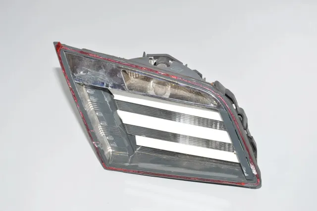 Left Side Tailgate Tail Light
