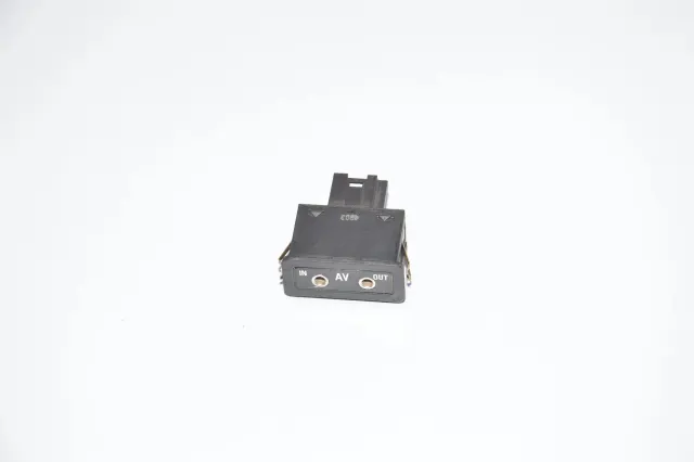 USB/AUX-In Socket Port