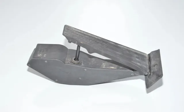 Throttle Pedal