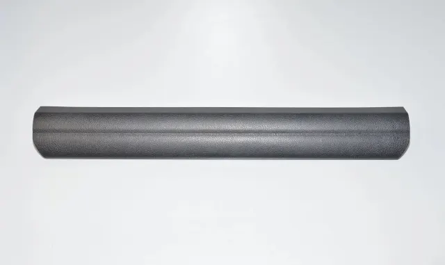 Front Right Sill Trim