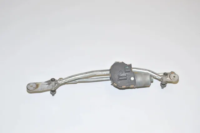Front Windshield Wiper Mechanism