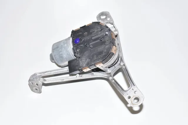 Front Windshield Wiper Mechanism