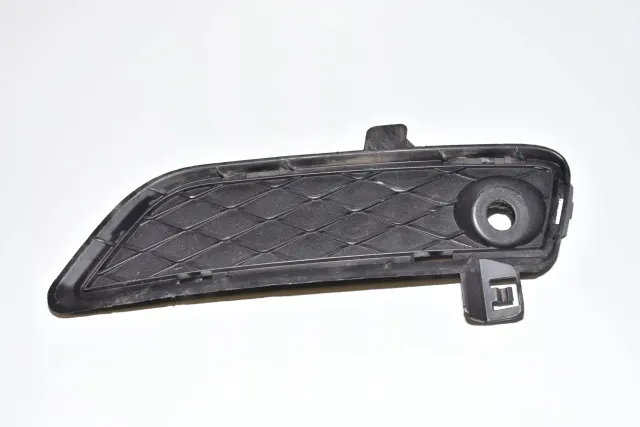 Front Right Grill