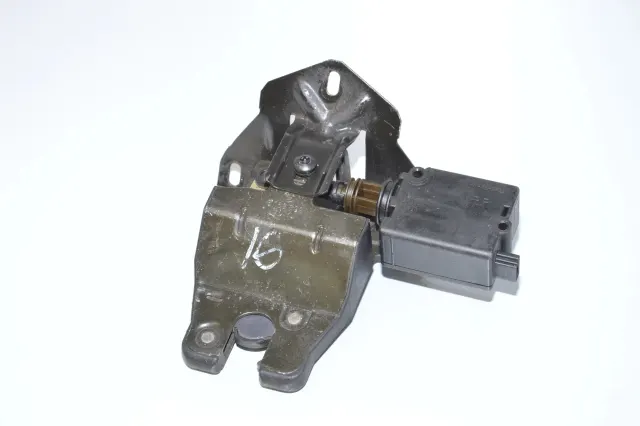 Tailgate Boot Lock