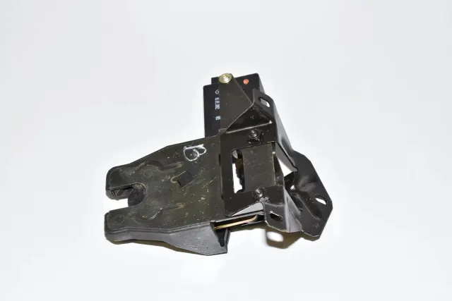 Tailgate Boot Lock