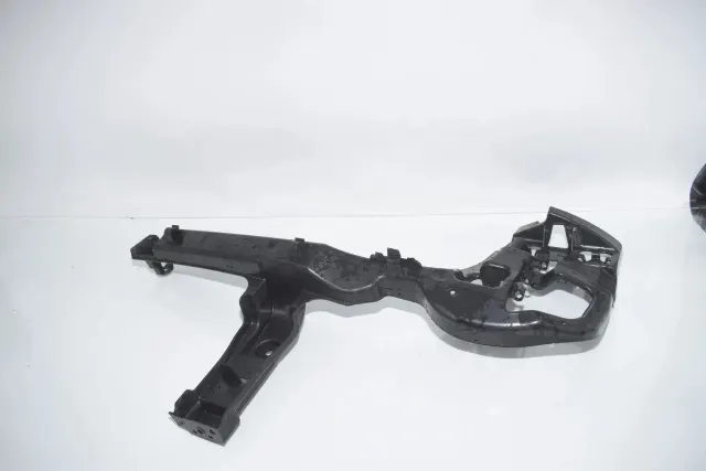Rear Right Bumper Bracket