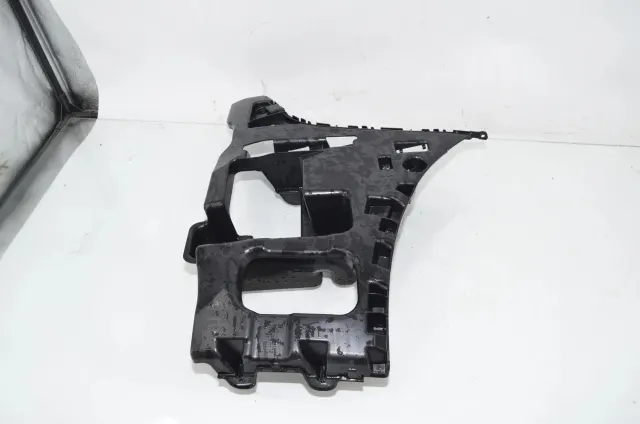 Rear Right Bumper Bracket