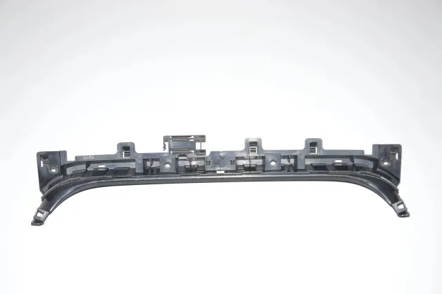 Rear Bumper Middle Bracket