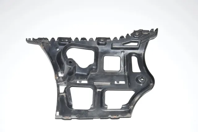 Rear Right Bumper Bracket