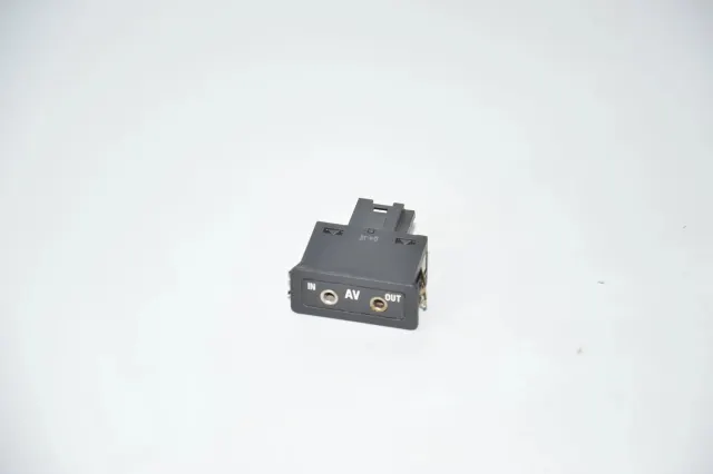 USB/AUX-In Socket Port