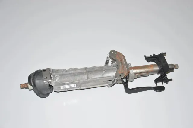 Steering Wheel Adjustment Mechanism