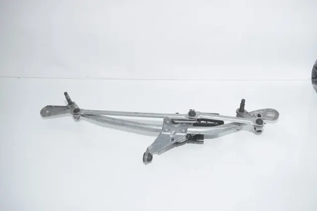Front Windshield Wiper Mechanism