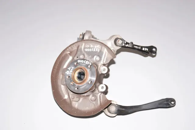 Rear Right Wheel Hub