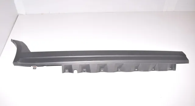 Right Side Plastic Sideskirt Cover