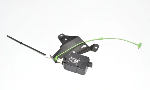 Fuel Tank Cover Lock