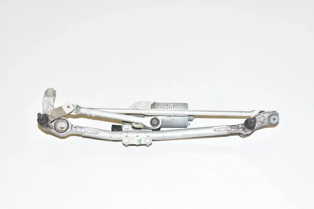 Front Windshield Wiper Mechanism