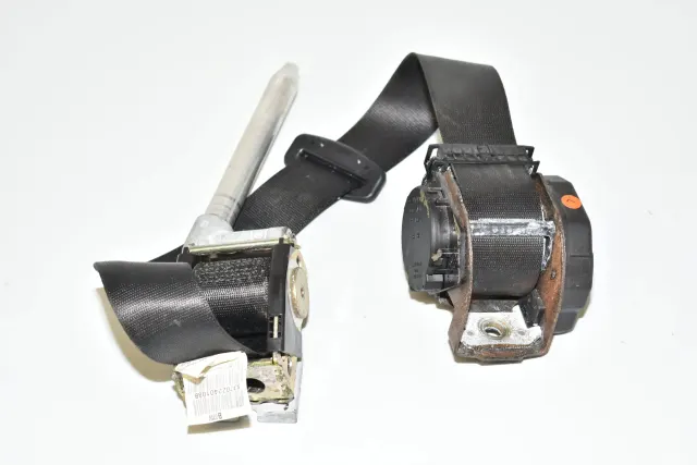 Rear Left Seatbelt