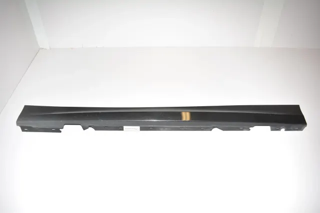 Left Side Plastic Sideskirt Cover