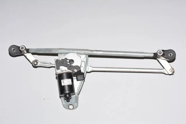 Front Windshield Wiper Mechanism