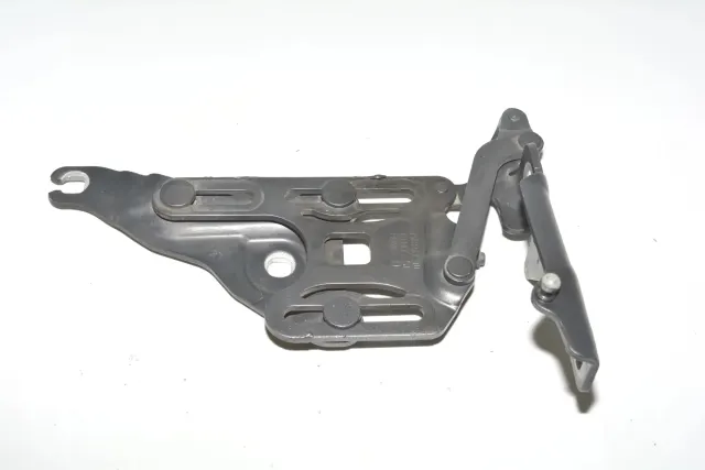 Front Left Bonnet Hinge