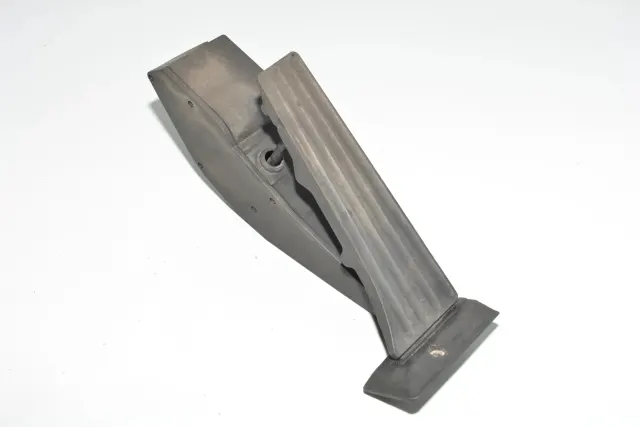 Throttle Pedal