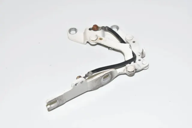 Front Left Bonnet Hinge