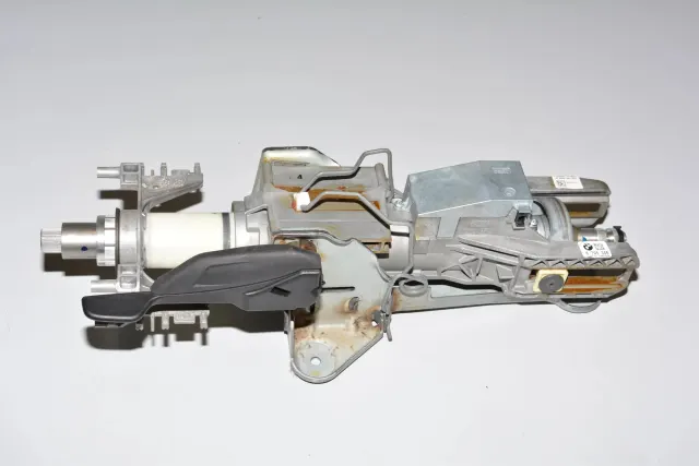 Steering Wheel Adjustment Mechanism