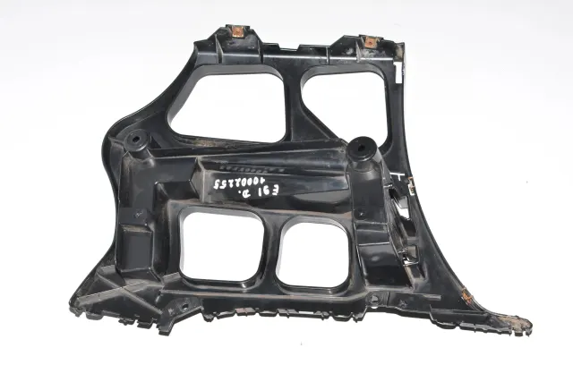 Rear Right Bumper Bracket