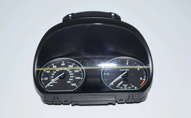 Instrument Cluster Speedometer