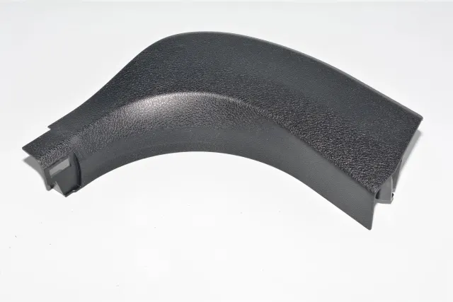 Front Right Interior Step Trim