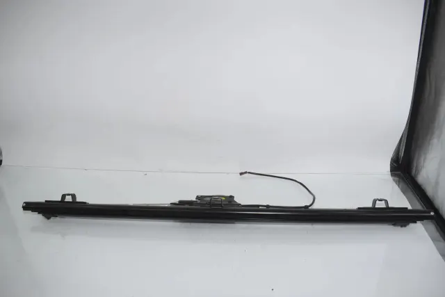Boot Sliding Parcel Shelf