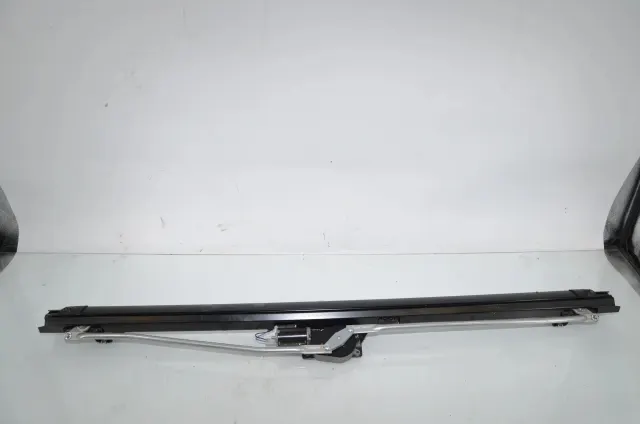 Boot Sliding Parcel Shelf