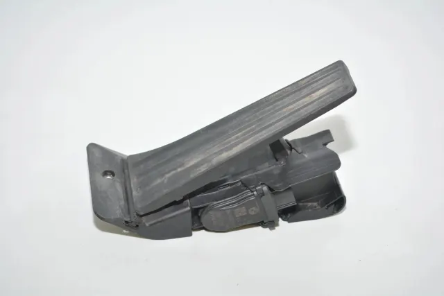 Throttle Pedal