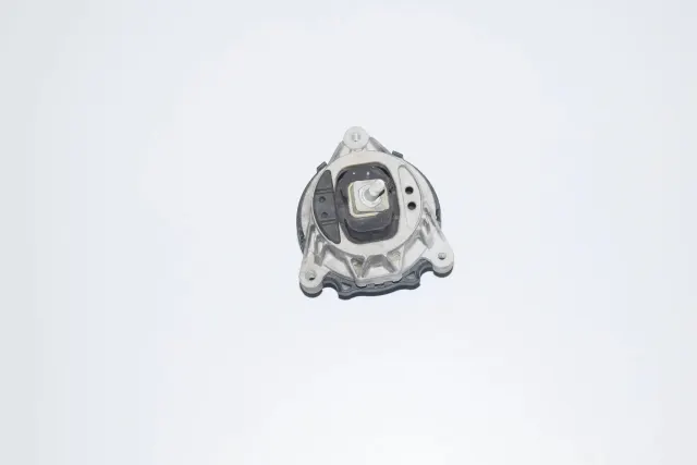 Left Side Engine Mount