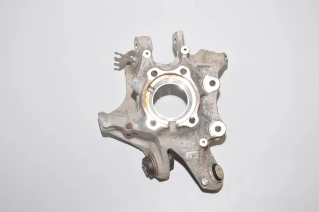 Rear Right Wheel Hub