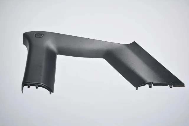 Right Side Pillar Trim