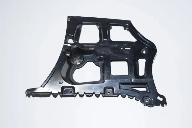 Rear Right Bumper Bracket